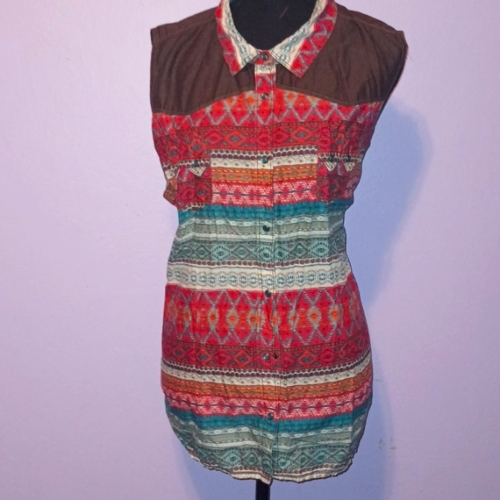 Women's Western / Bohemian pattern sleeveless blouse